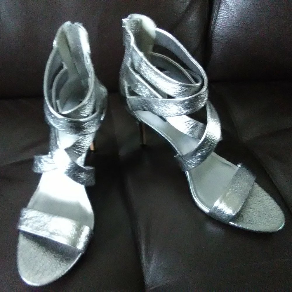 Donna Karan DKNY Iggy Open Toe Classic Pumps